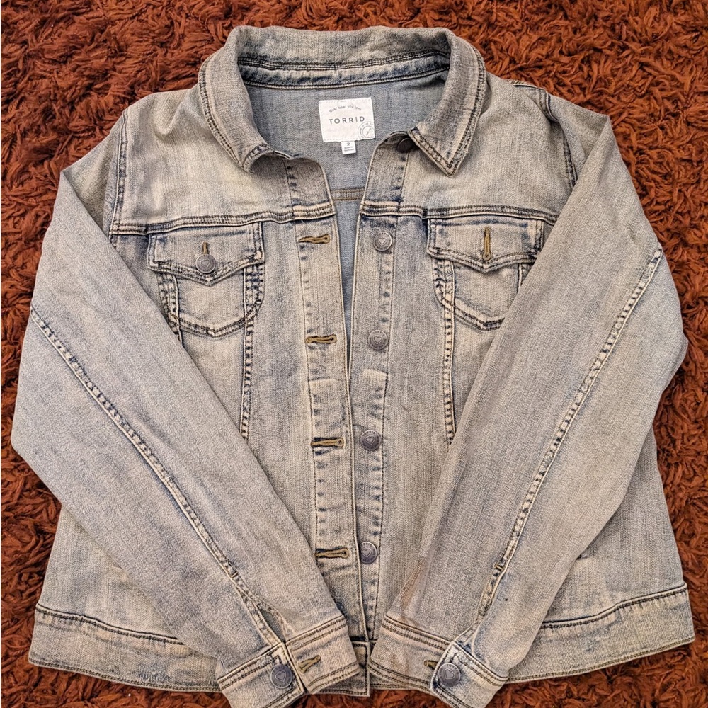 $75 Size 2 Torrid Light Wash Gray Jean Jacket